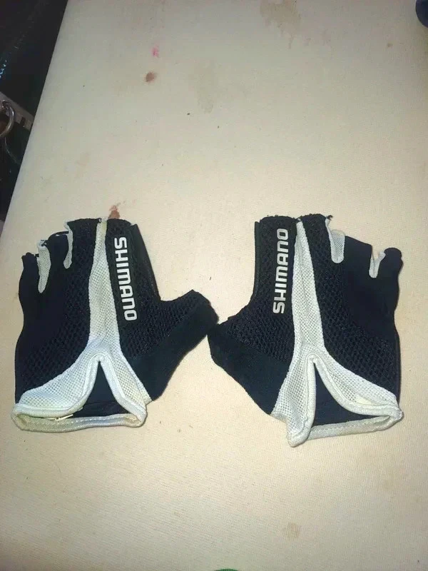 Gants pour vélo marque Shimano taille S